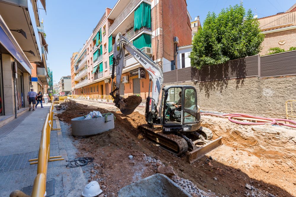 Fotografia de les obres del segon tram entre carrers Sant Antoni i Sant Daniel