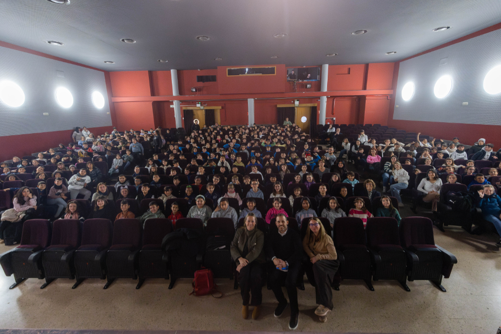 L'acte s'ha dut a terme al Teatre Ateneu