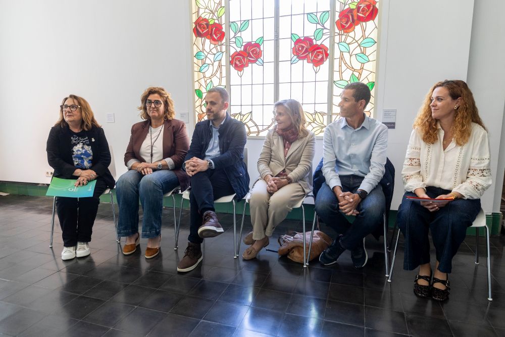 Pilar Adell, Pepi Rivera, Carlos Cordón, Isabel Domènech, Miquel Morales i Lola Martos