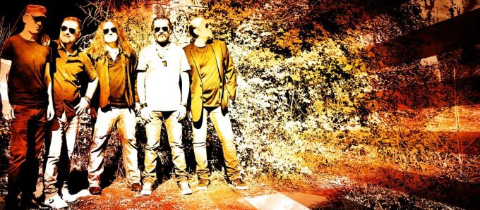 Blues als bars. Concert prefestival amb The Bacos