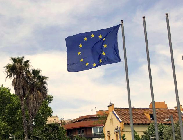 foto bandera d'Europa plaça Francesc Layret