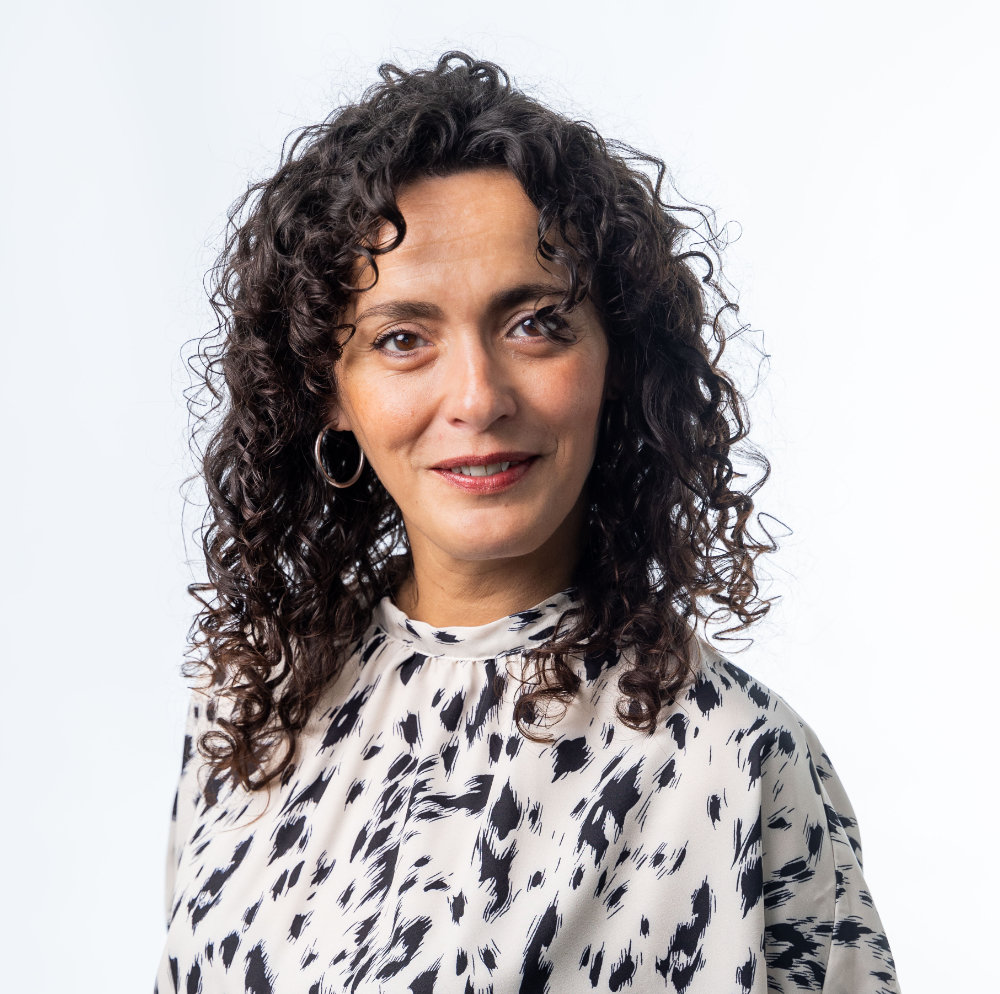Isabel Cruz 