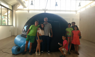 El Planetari Mòbil és de la Fundació EduCaixa