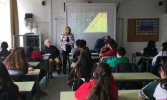 Un moment del Taller Intergeneracional de Cinema