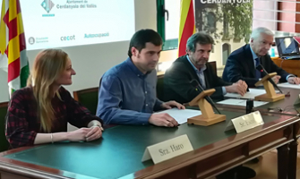 Contxi Haro, Carles Escolà, Leandre Mayola i Antoni Abat durant l'acte