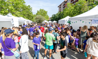 El mercat s'ha tornat a celebrar a l'avinguda Sant Iscle
