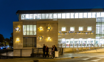 Biblioteca de nit