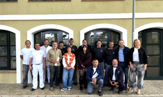 L'alcalde i regidora de Promoció Econòmica han donat la benviguda als nous treballadors