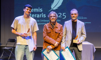 Guanyadors dels premis literaris 2025: Sergi Félez, David Carreres i Francesc Cabiró